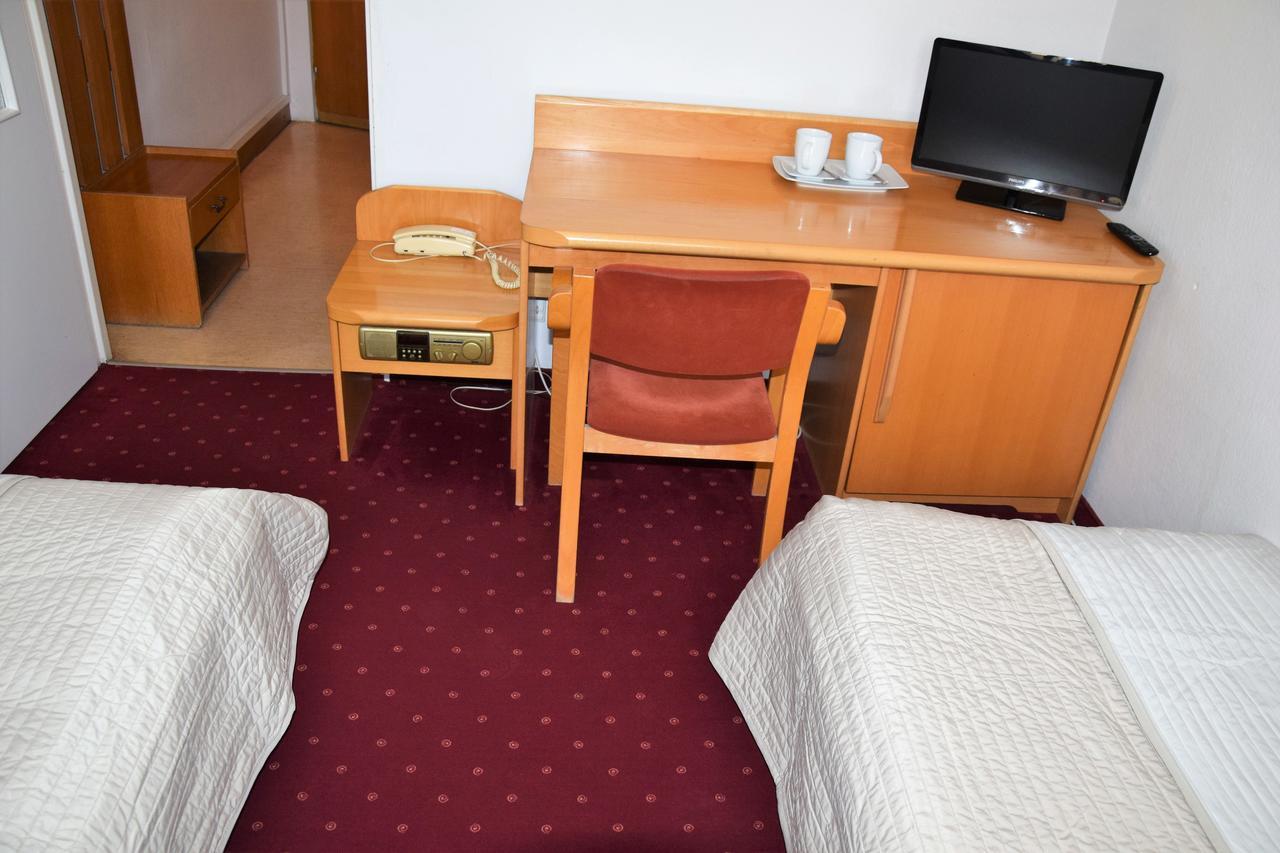 Centrum Konferencyjne Ibib Pan Varšava Exteriér fotografie